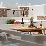 Spiros Apart Otel 4*