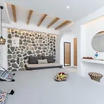 Apart Otel Spiros
