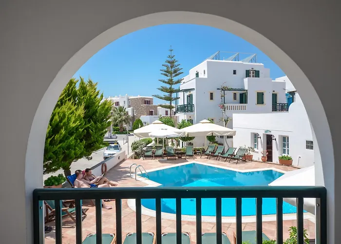 Spiros מלון דירות