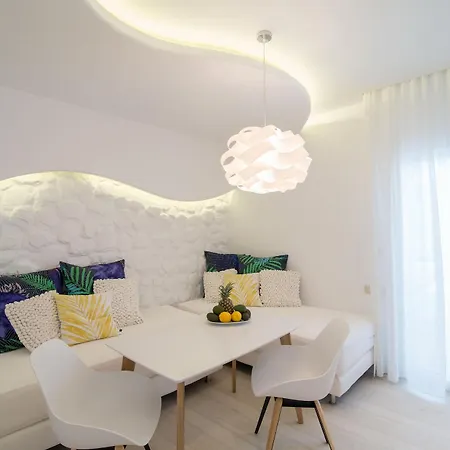 شقة فندقية Spiros 4*