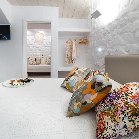 Apart Otel Spiros