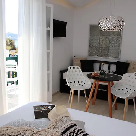 스피로스 2* Naxos City