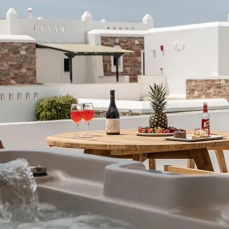 Spiros Apart Otel 2*