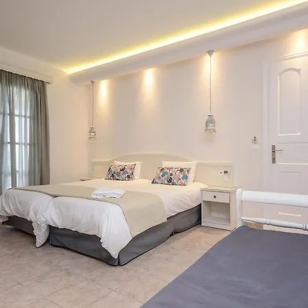 Spiros Apart Otel 2*