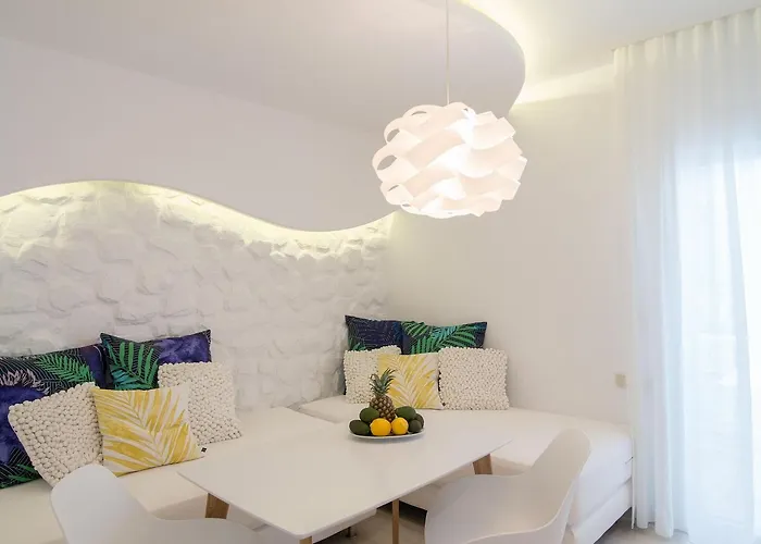 Aparthotel Spiros 4*