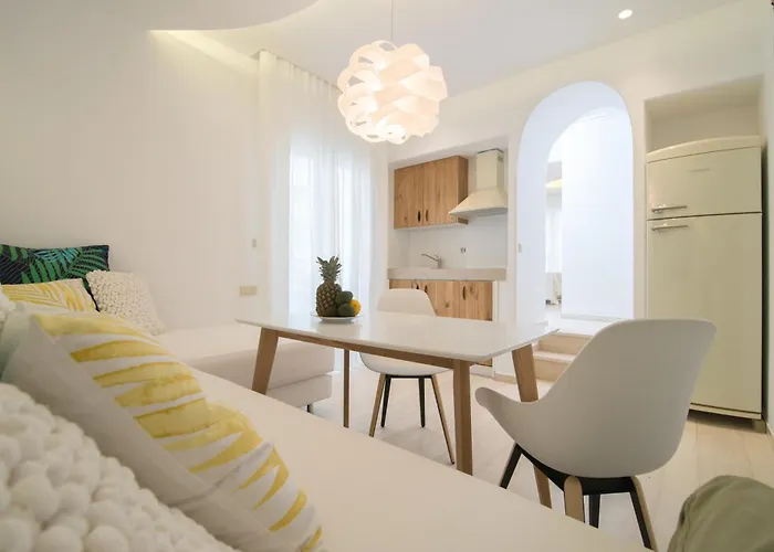 Spiros Aparthotel Naxos City